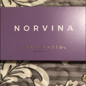 New! ABH Norvina Eyeshadow Palette MSRP $42